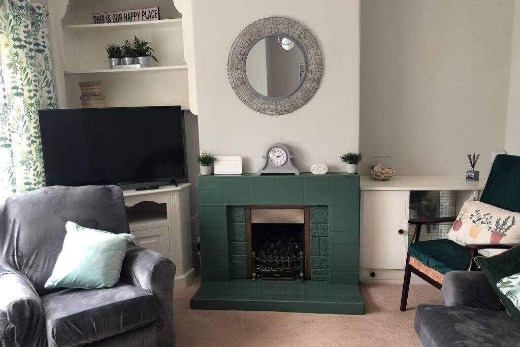 Sea House, Castlerock - Hosts 6, 3 Bedroom House Extérieur photo