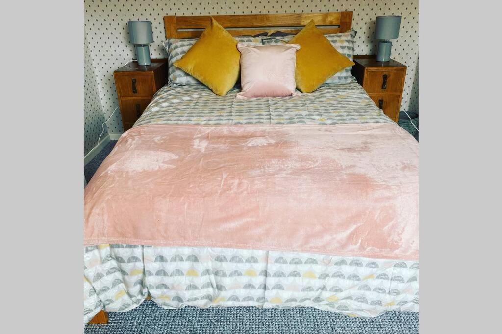 Sea House, Castlerock - Hosts 6, 3 Bedroom House Extérieur photo