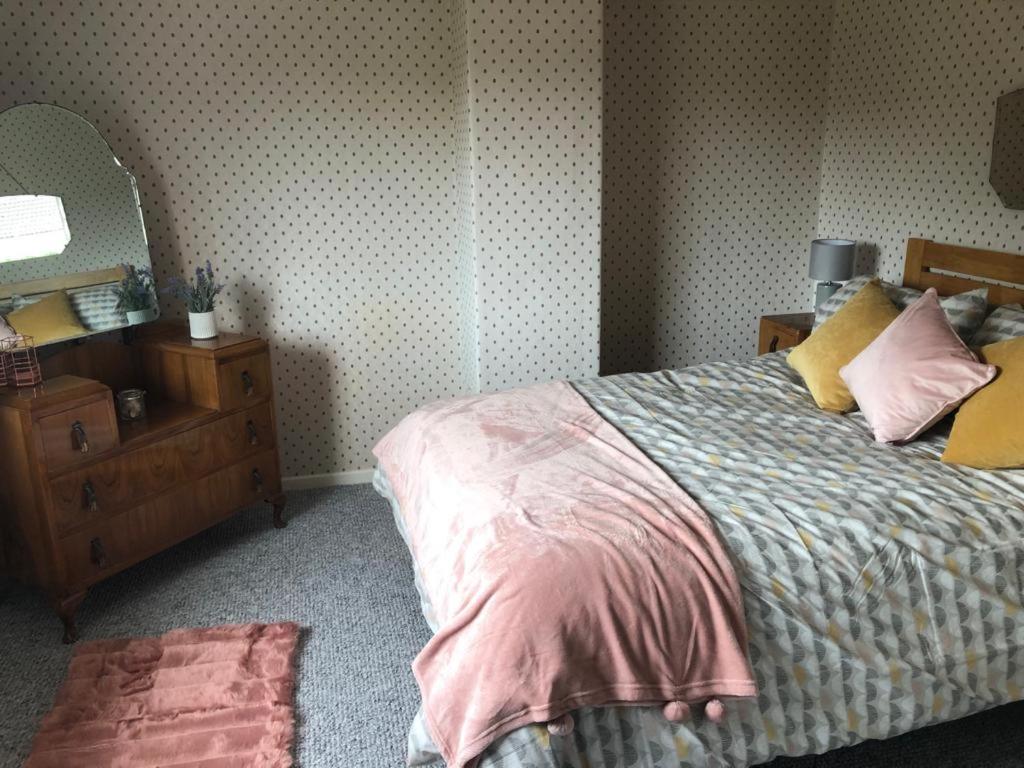 Sea House, Castlerock - Hosts 6, 3 Bedroom House Extérieur photo